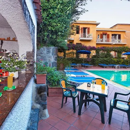 Hotel Cleopatra 3*