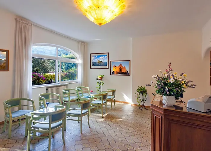 Cleopatra Отель Искья