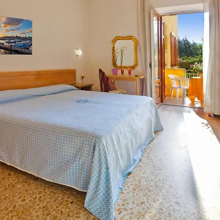 Cleopatra Ξενοδοχείο 3*